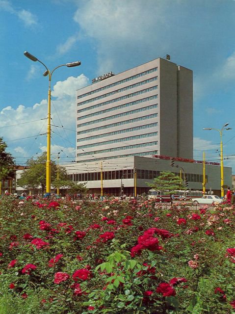 Hotel Slovan na Námesti Osloboditeľov